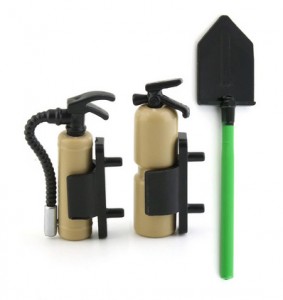Decoration Crawler Accessories Extinguisher Shovel Set For RC 1/8 1/10 RC Axial Racing SCX10 / TRAXXAS TRX-4 Crawler Car - KHAKI - DC02/D
