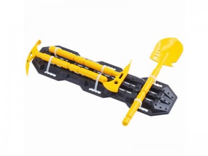 CRAWLER ACCESSORIES SHOVEL HAND TOOLS W. ESCAPE BOARD FOR 1/10 RC TRAXXAS TRX-4 AXIAL SCX-10 CRAWLER - BLACK / YELLOW - RS-CA04/BKYE