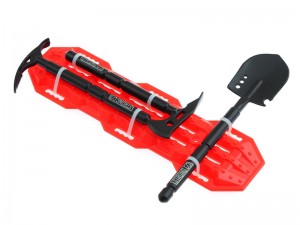 CRAWLER ACCESSORIES SHOVEL HAND TOOLS W. ESCAPE BOARD FOR 1/10 RC TRAXXAS TRX-4 AXIAL SCX-10 CRAWLER - RED / BLACK - RS-CA04/REBK